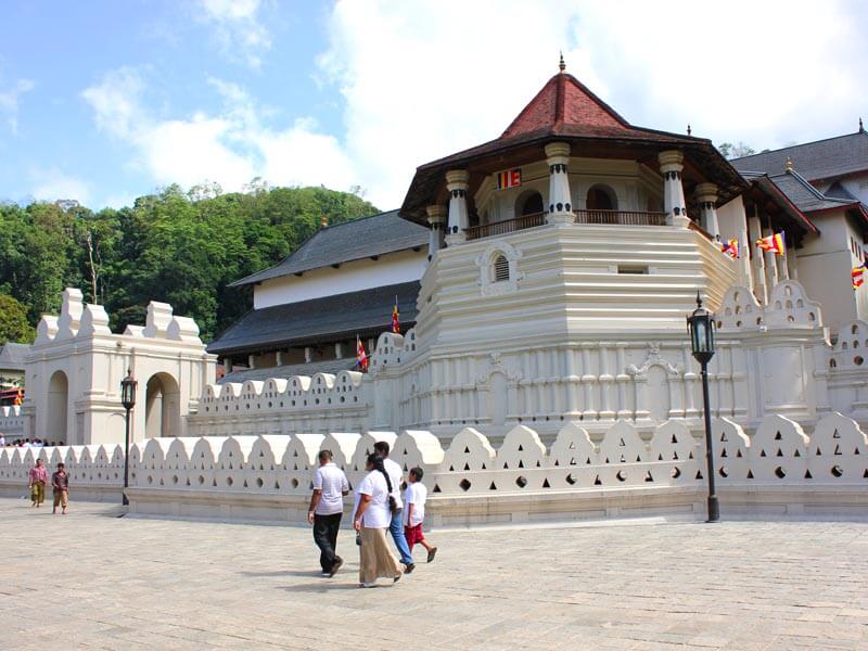 Temple of the Sacred Tooth Relic Kandy